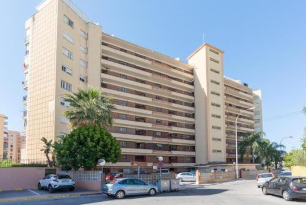 Apartamento Playamar ตอร์เรโมลิโนส ภายนอก รูปภาพ