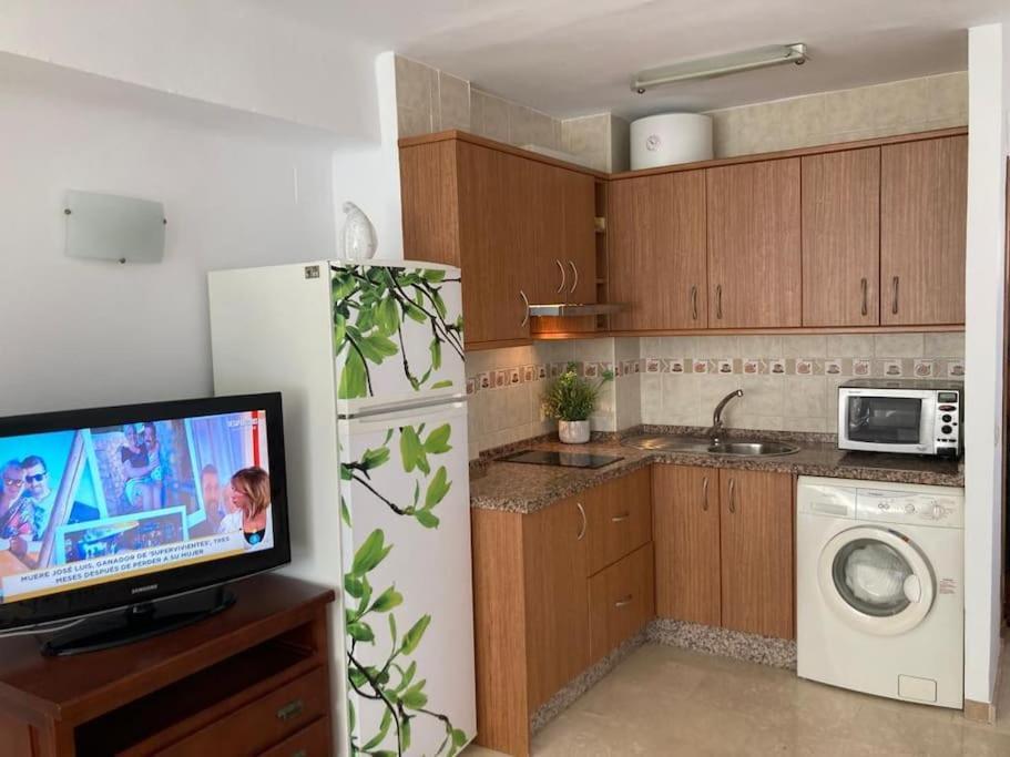 Apartamento Playamar ตอร์เรโมลิโนส ภายนอก รูปภาพ